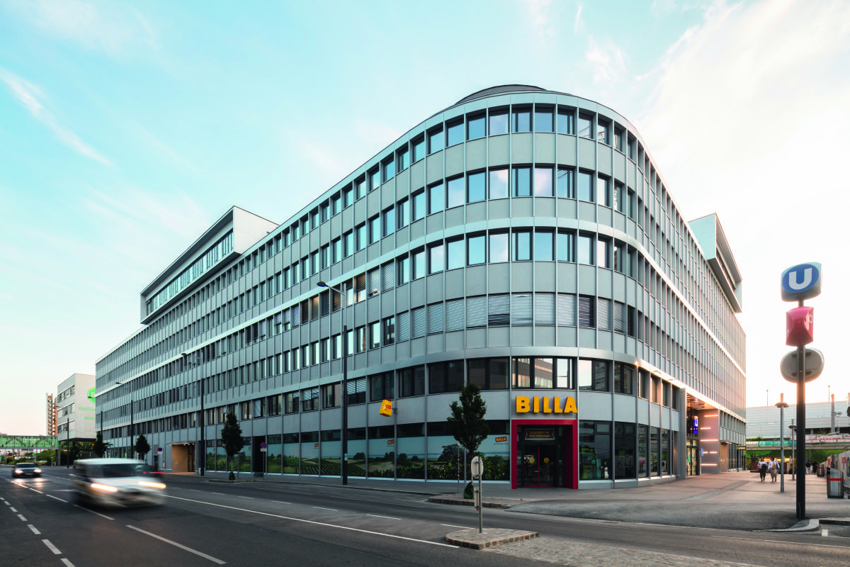 CO<span class="tief">2</span>-neutrale Teppichfliesen im nachhaltigen Bürokomplex 