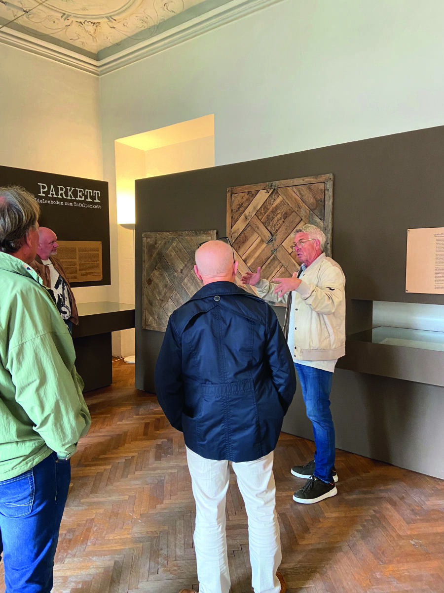 Einzigartige Ausstellung historischer Parkettböden