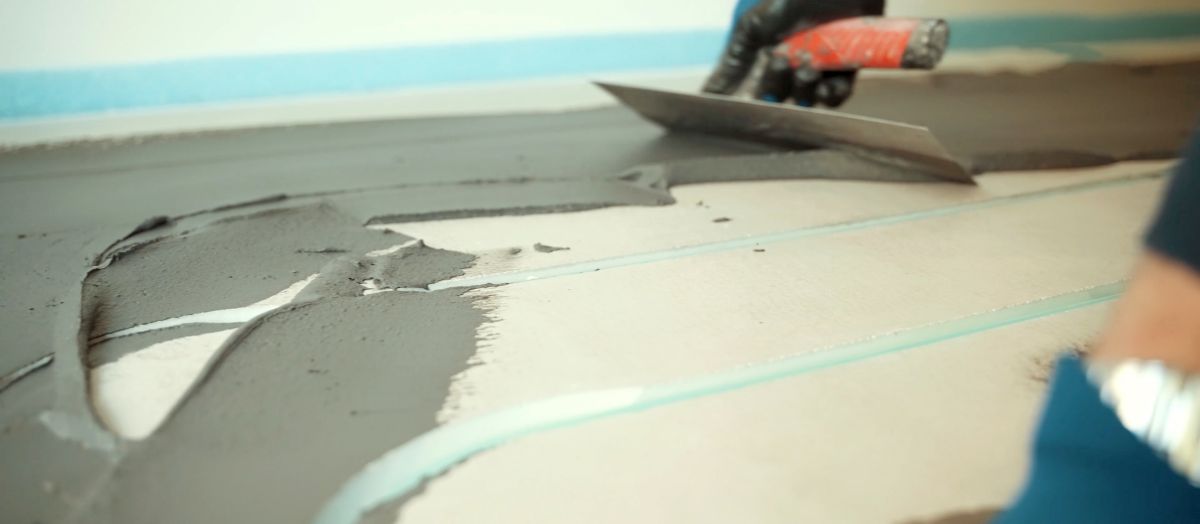 Systemlösungen für nachträglich eingebaute Fußbodenheizungen