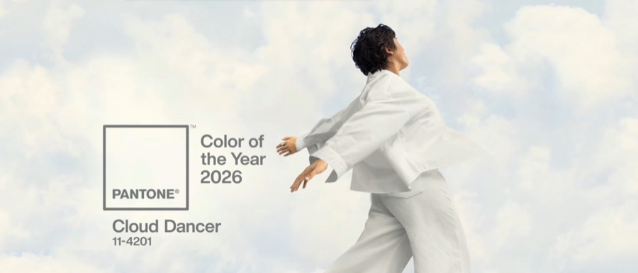 Die Pantone Farbe des Jahres 2026 ist ein dezenter Weißton. Pantone präsentiert Color of the Year 2026: Cloud Dancer