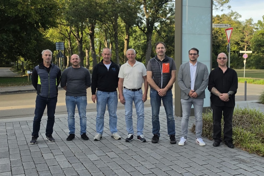 Dies ist der neue Vorstand der Innung Schwaben (von links): stellvertretender Obermeister Andreas Hörmann, Constantin Held, Thomas Bergmüller, Jürgen Moll, Lehrlingswart Christoph Decker, Obermeister Jens Bader und Anton Mutz. Innung Schwaben: Obermeister Jens Bader einstimmig bestätigt