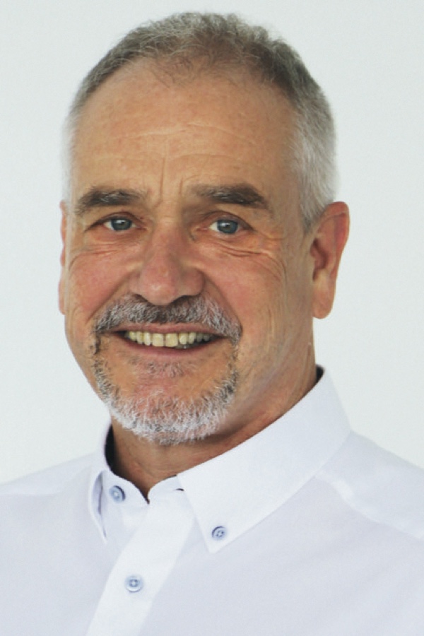 Berthold Riechers Marburger Tapetenfabrik: Berthold Riechers leitet den Export